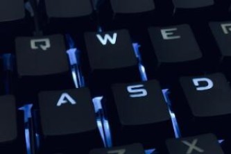 Python怎么写个位数为六